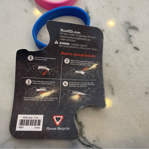 Lot of Road ID silicone bands in XS to S to S/M - Picture 4 of 6